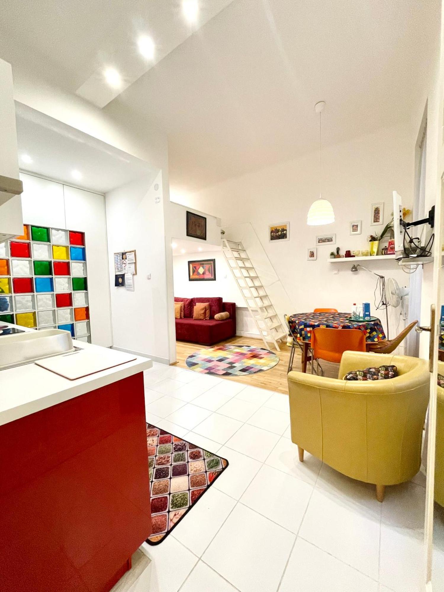 Rainbow Pearl Apartment At St Stephen' S Basilica Budapest Bagian luar foto