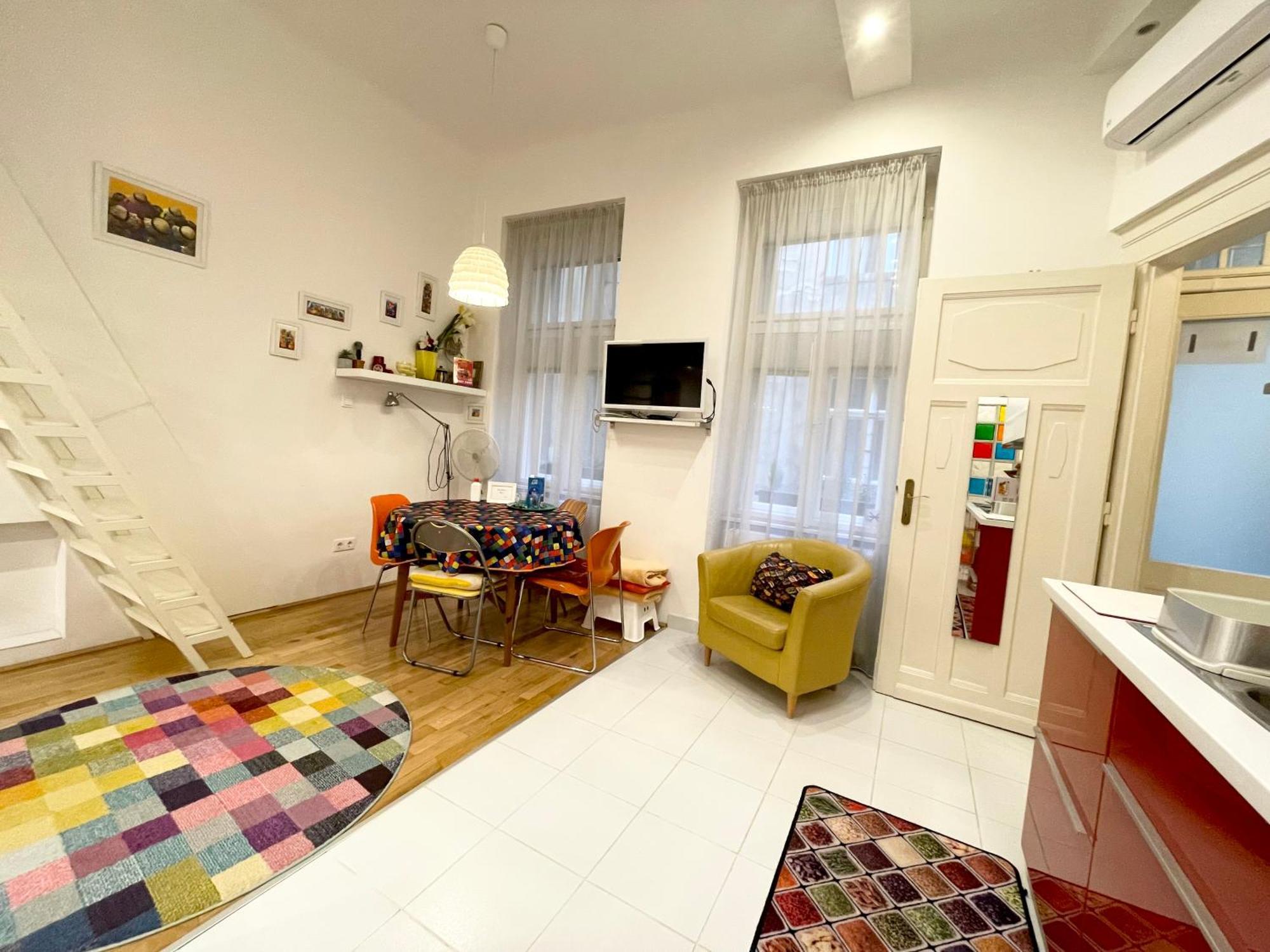 Rainbow Pearl Apartment At St Stephen' S Basilica Budapest Bagian luar foto
